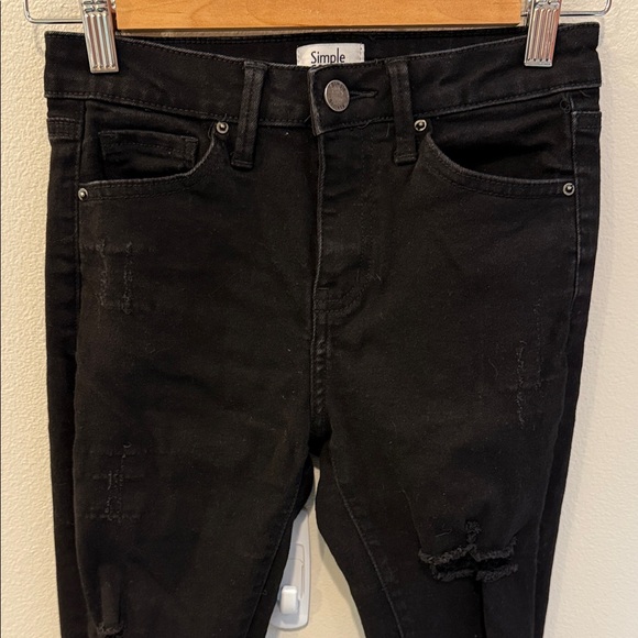 Women's Ripped Black Skinny Jeans - Picture 1 of 6